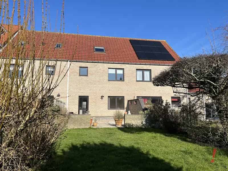 Huis te huur: Gezinswoning 3 slaapkamers garage tuin