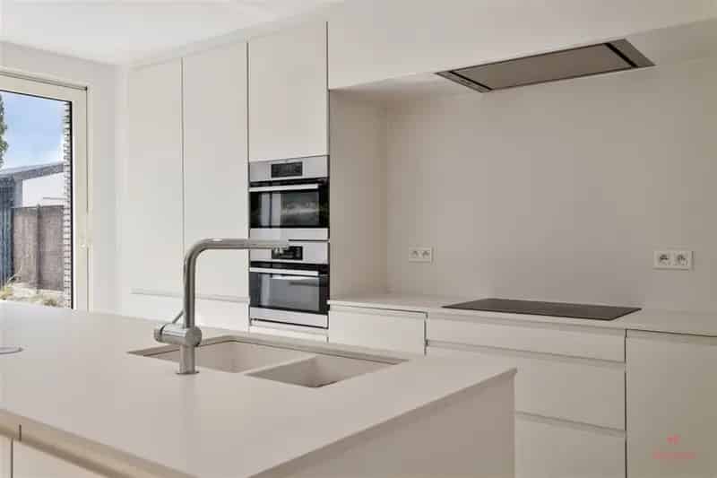 Villa te koop Lokeren: Gerenoveerde luxe woning met zwembad