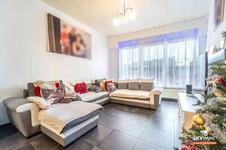 Huis Te Koop Montegnée 4 Slaapkamers Tuin Terras