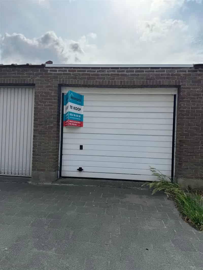 Garagebox te Koop Buiten