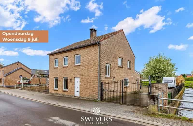 Vrijstaande Woning met Veranda Garage en Zonnige Tuin
