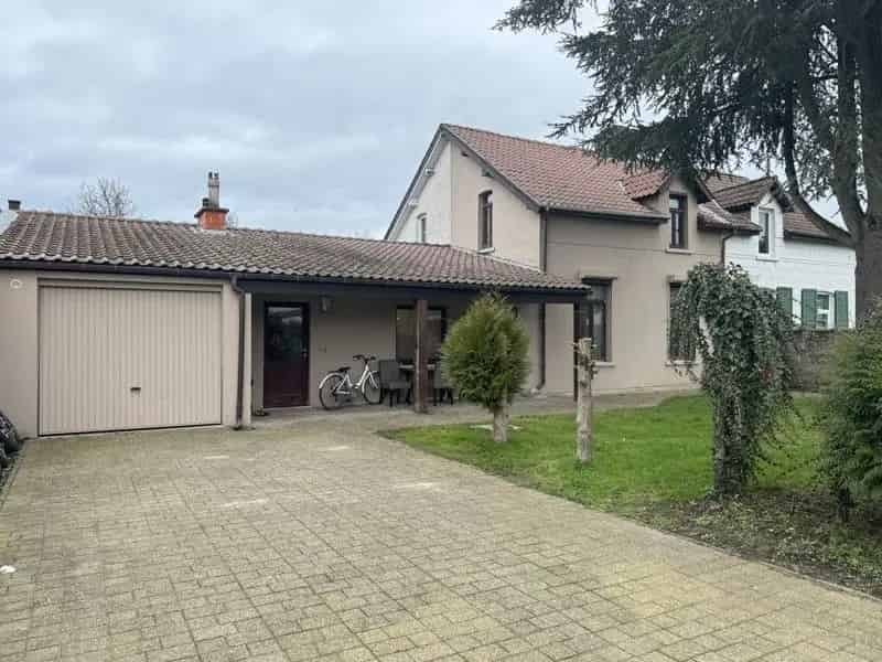 Woonhuis met 2 slaapkamers.