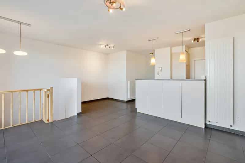 Appartement te huur Wetteren: Instapklaar met Privé Tuin en Zonneterras