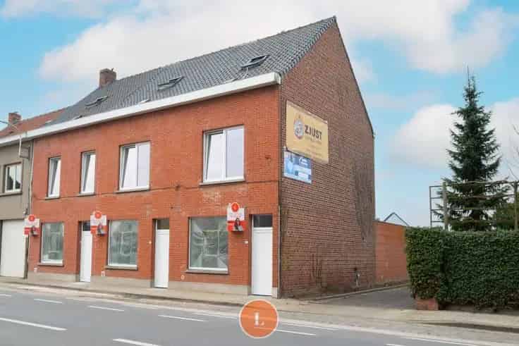 Gerenoveerde gezinswoning te Menen 3 slaapkamers tuin