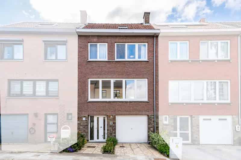 Huis te koop Braine l Alleud 145m² 2,92ha tuin