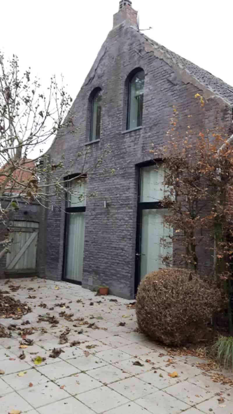 Huis te koop: Karaktervol schoolgebouw met moderne inrichting