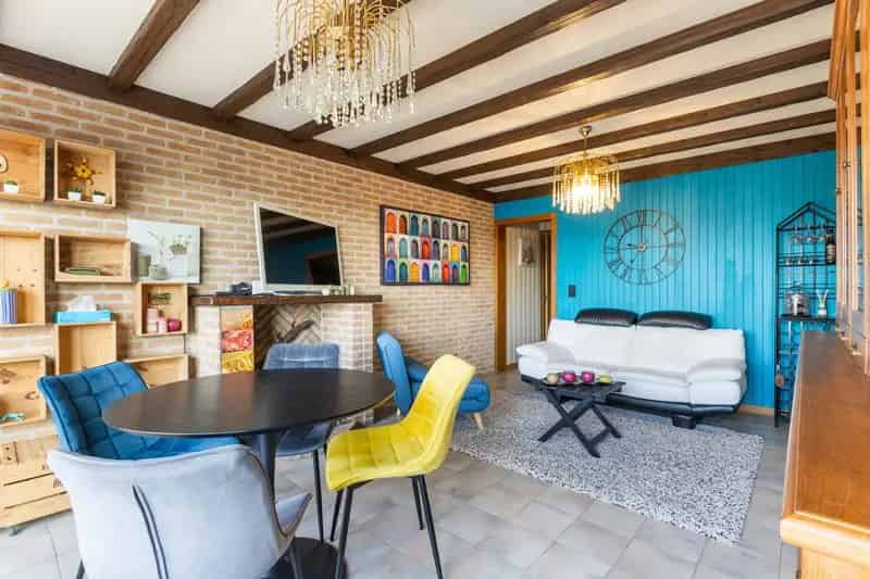 Zonnig Dakappartement te Koop Oostende Nabij Zee
