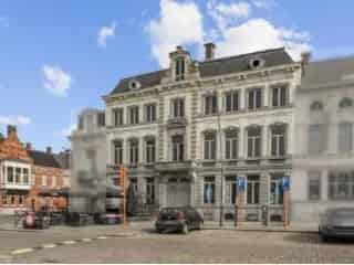 Herenhuis te koop Ronse Markt