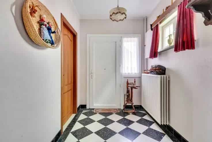 Te renoveren woning met tuin in Lommel centrum