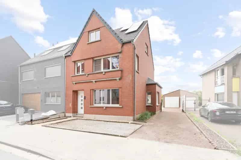 Recent gerenoveerde woning te koop Wanzele