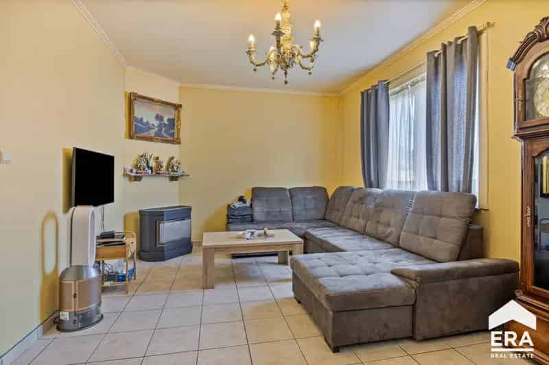 Ruim Appartement te Huur met Zolder en Uitbreidingsmogelijkheden
