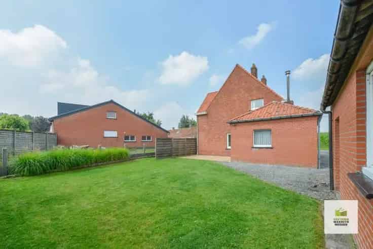 Huis Te Koop Landelijk gelegen 2 3 slpk Garage