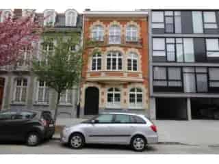Huis te huur Schaerbeek 6 slaapkamers 5 badkamers tuin garage