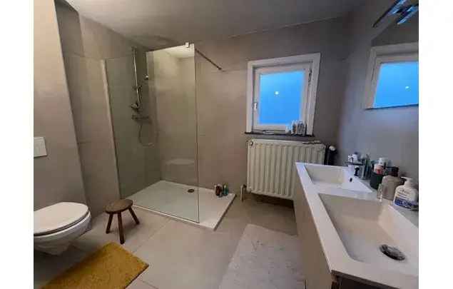 Huur 4 slaapkamer huis van 180 m² in Ghent