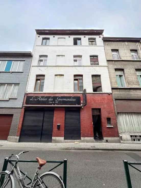 Appartement te koop met 2 slaapkamers en balkon in Merchtemsesteenweg