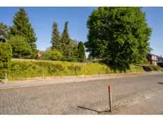 Bouwgrond te koop Hyon 769m²
