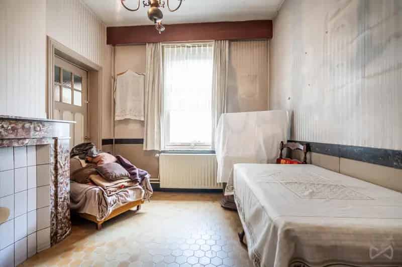 Huis 5 slaapkamers Tessenderlo renovatie of nieuwbouw