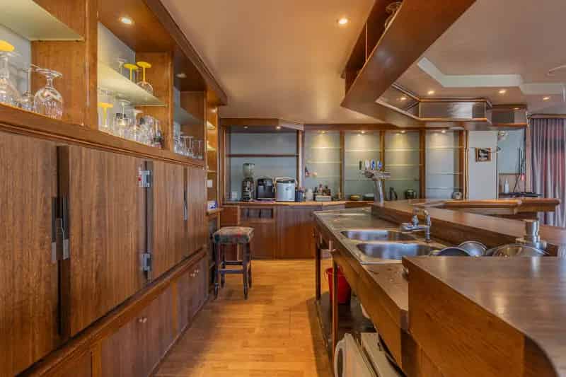 HOFSTADE Woning met Handelszaak: Horeca, Praktijk of Kangoeroewonen