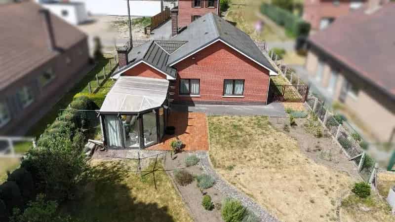 Rustig gelegen woning 132m² 7 are