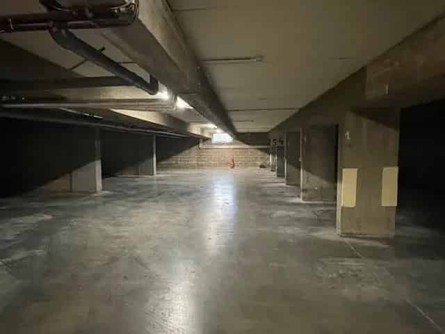 Autostaanplaats nabij Ring Leuven en Stadscentrum