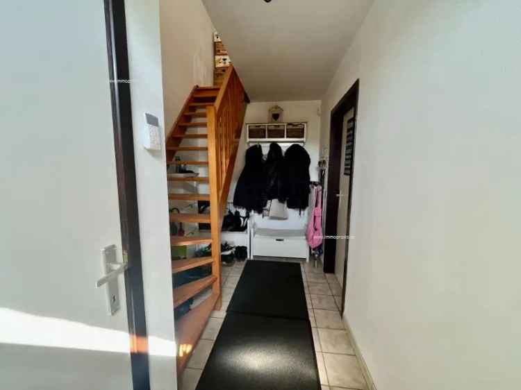 Te Huur Wondelgem: 3 Slaapkamers, Garage, Tuin