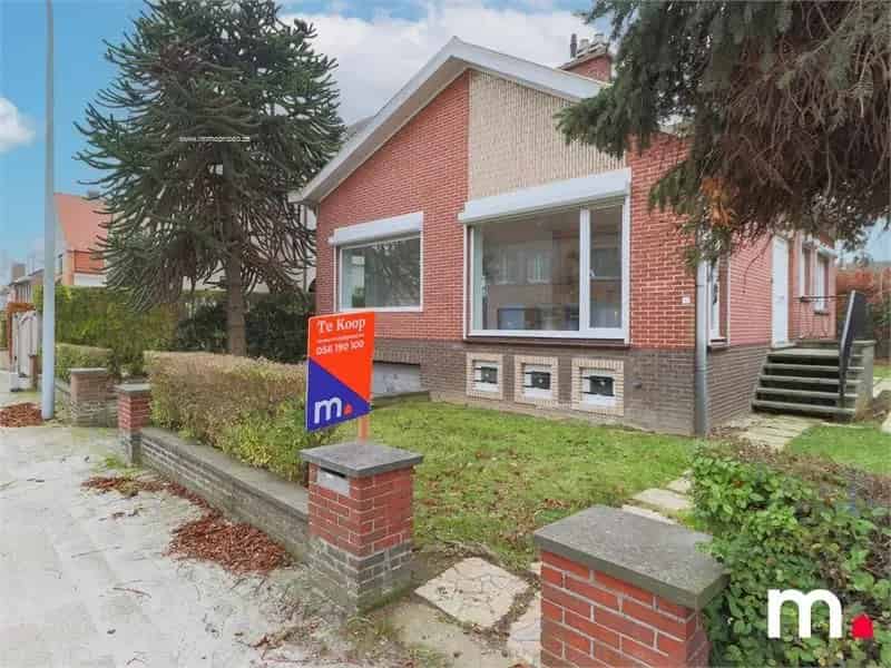 Villa te Koop Kortrijk 4 slaapkamers gerenoveerd