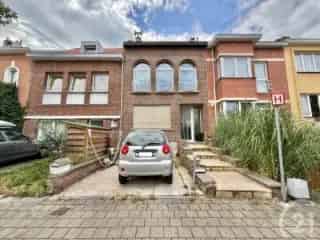 Huis te koop Oudergem 3 slaapkamers renovatieproject