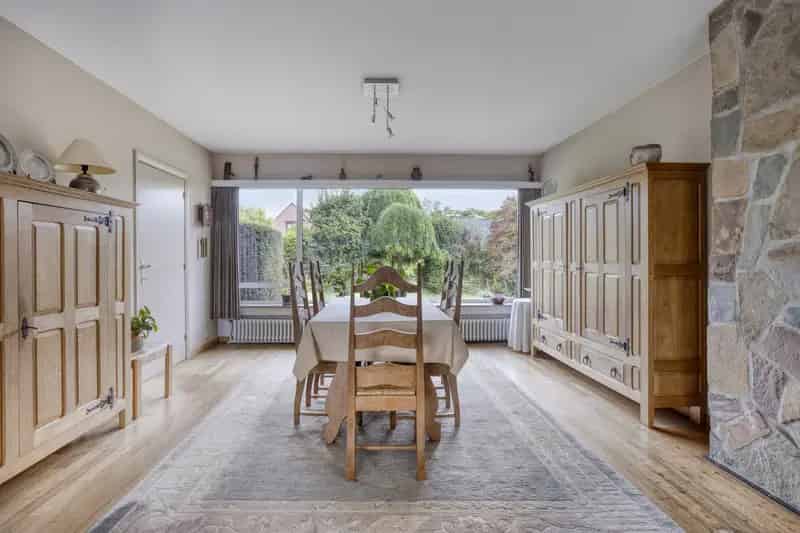 Huis te huur Grote Molenweg: Villa 245m² met 4 slaapkamers en tuin