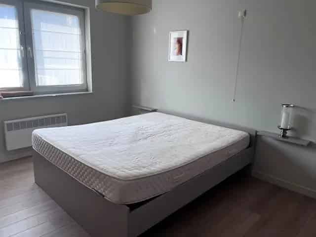 Appartement te huur Oostende: Zonnig 1 slaapkamer appartement met terras