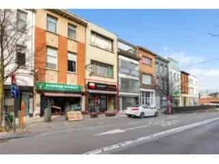 Handelspand Berchem 145m² Toplocatie Nabij Winkels