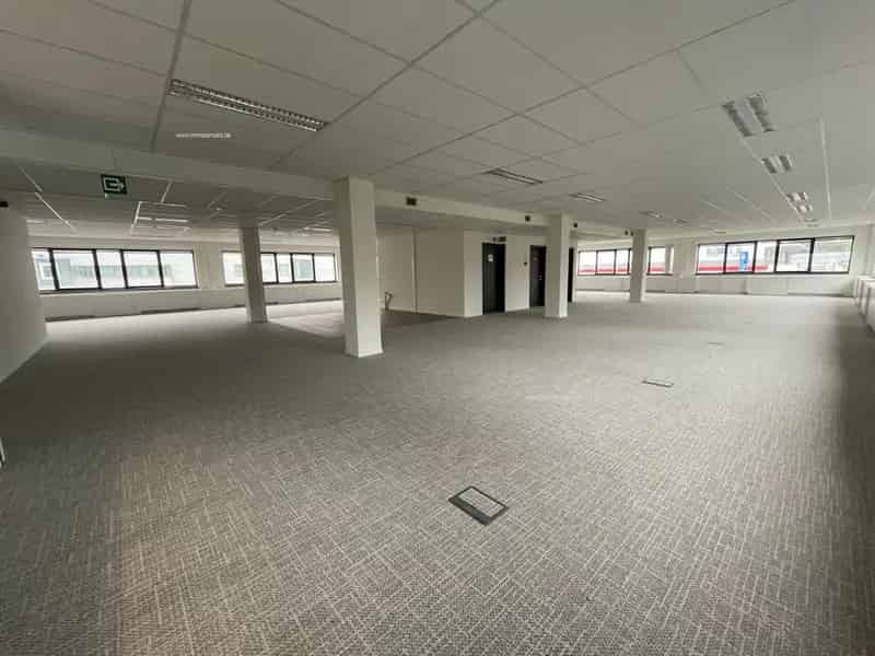 Kantoorruimte te huur Ruisbroek 343-1862 m²