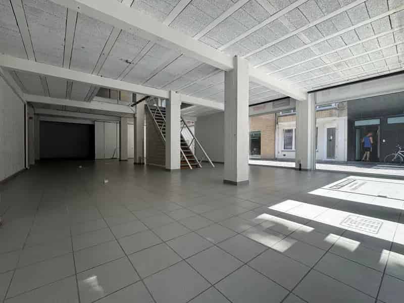 Handelspand 420m² te Huur Volledige Aanbod