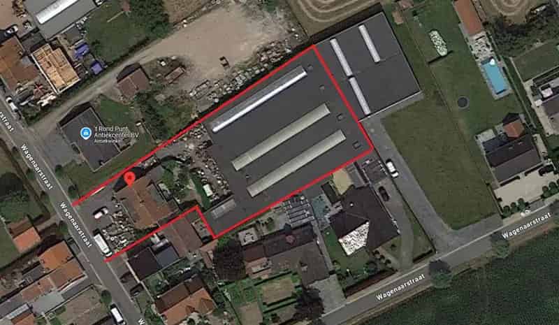 Magazijn 1380m² met Woonst te Huur Beveren Leie