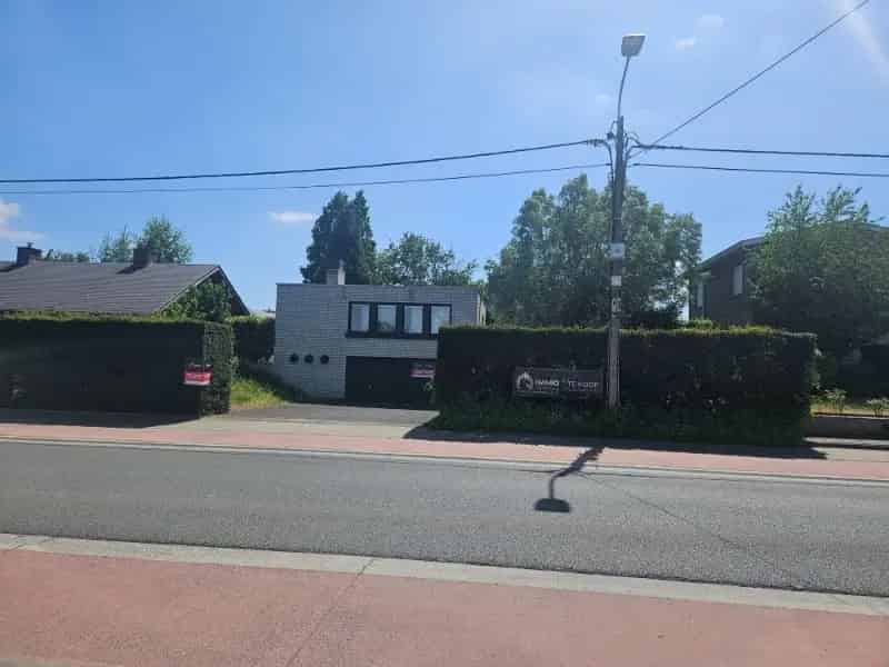 Bouwgrond 1220m² Roeselare Rumbeke Afbraakwoning Renovatie