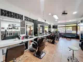 Handelspand te Koop Cuesmes - Kapsalon - Restaurant - Investering