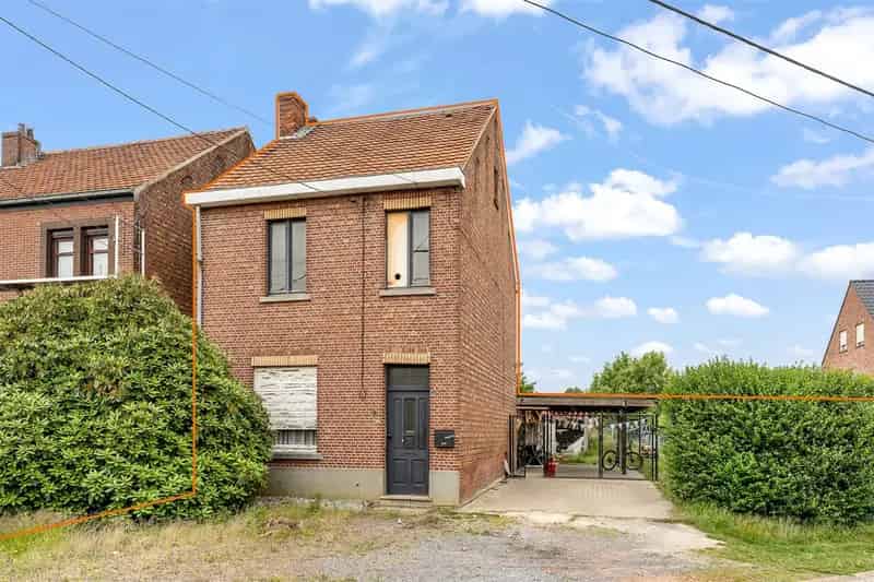 Te renoveren woning in Stal