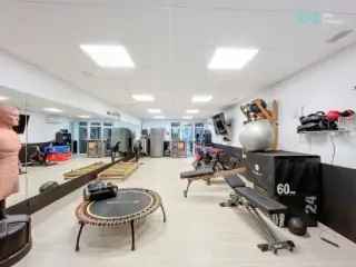 Handelspand te Huur Tubize Fitnessruimte