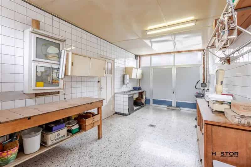 Woning te Stekene Centrum met Potentieel