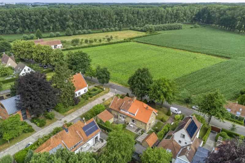 Huis te koop Sint-Kruis 3 slaapkamers garage rustige ligging