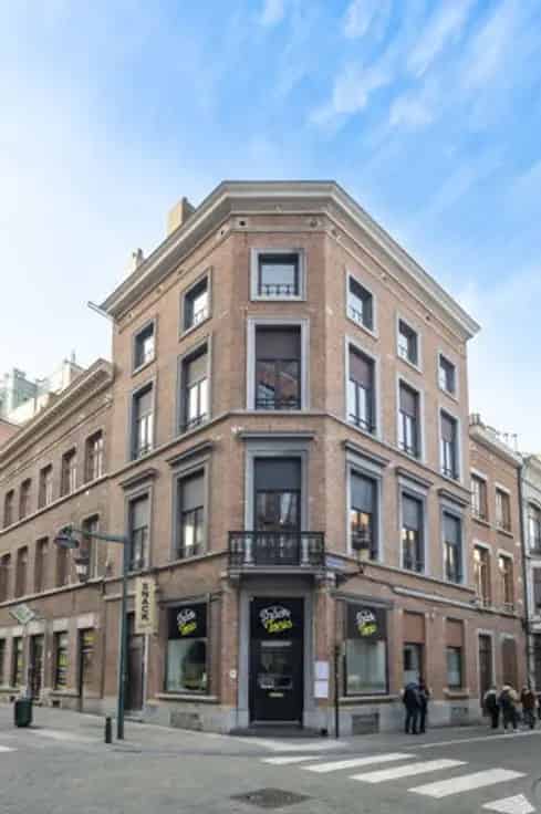 Appartementsblok Brussel Te Koop Nabij Kunstberg