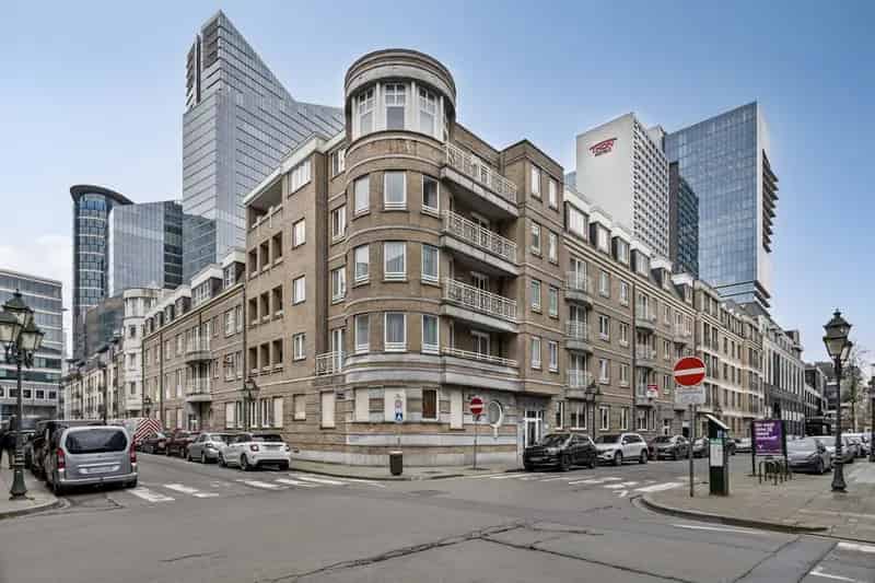 Appartement te koop Brussel Centrum - Instapklaar met Terras