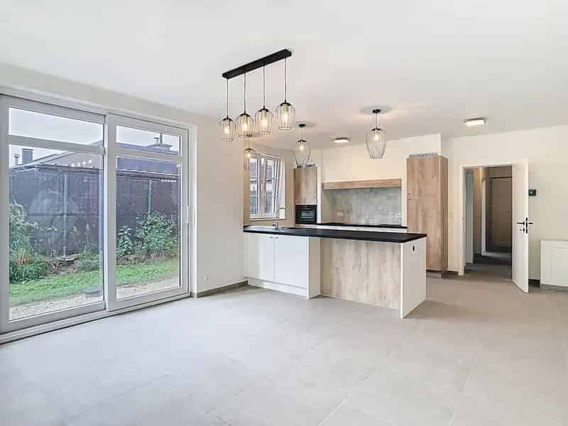 Nieuwbouw woning te huur 4 slaapkamers Vrasene