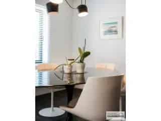 Herenhuis Hasselt - Luxe Stadse Woning met Lift en Garage