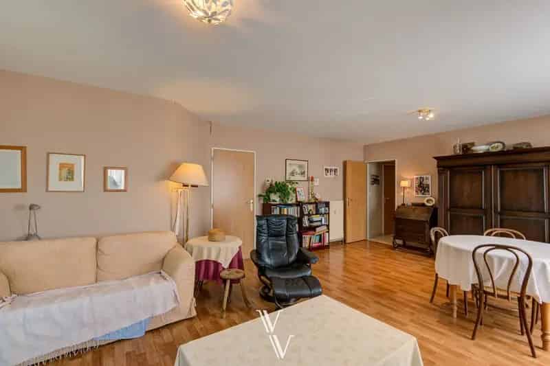 Ruim appartement te koop nabij centrum