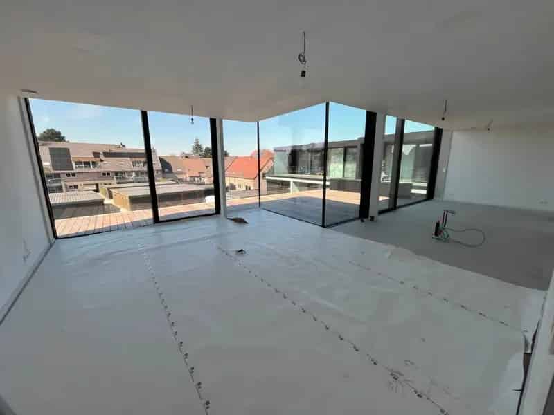 Luxe Penthouse te Koop in Zingem