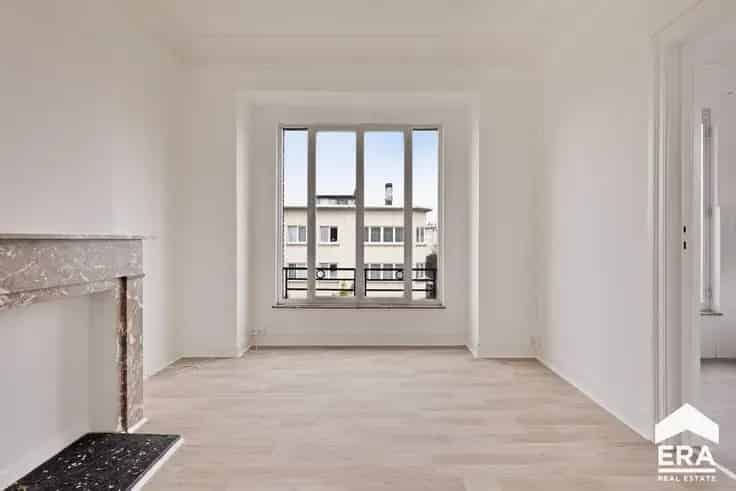Appartement Te Koop Laken Toplocatie Nabij Parken