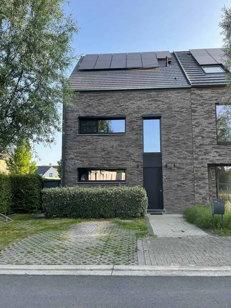 Moderne Gezinswoning te Koop 3 slaapkamers Ruime Zolder
