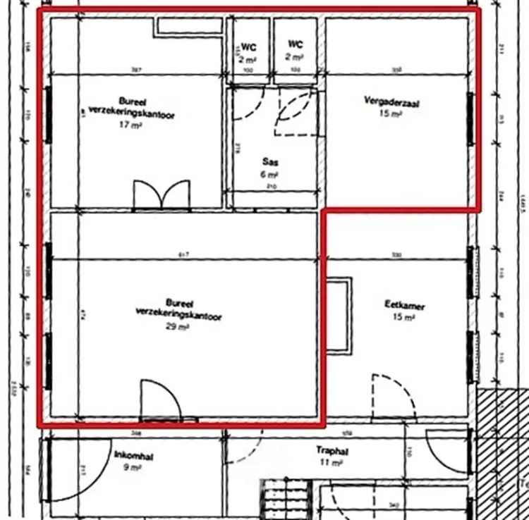 Kantoor met veel passage te huur te Destelbergen