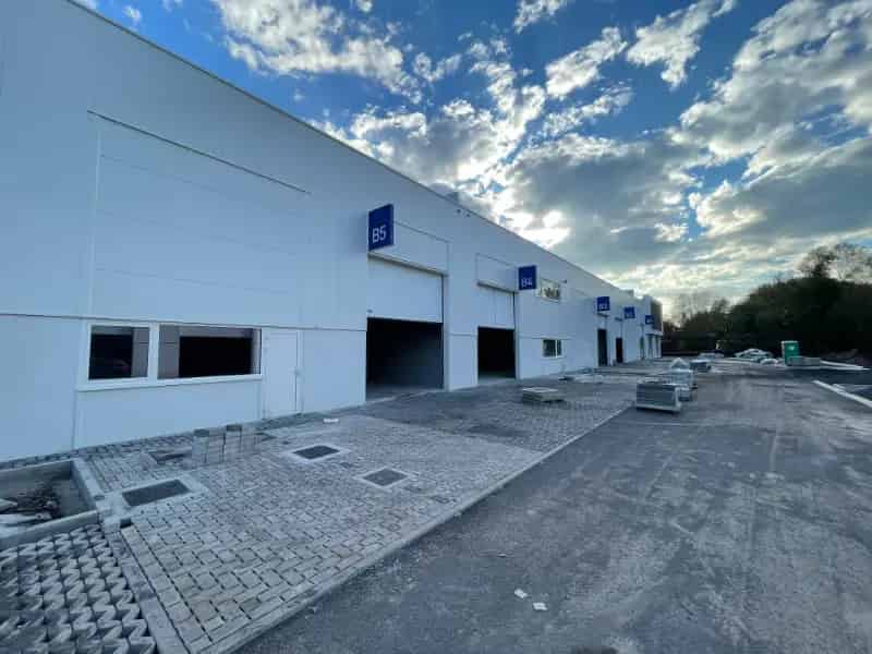 Magazijn te huur Evergem 432m² 4 parkeerplaatsen