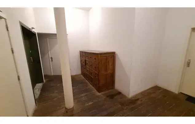 Huur 2 Slaapkamer Appartement 160m² Brussel